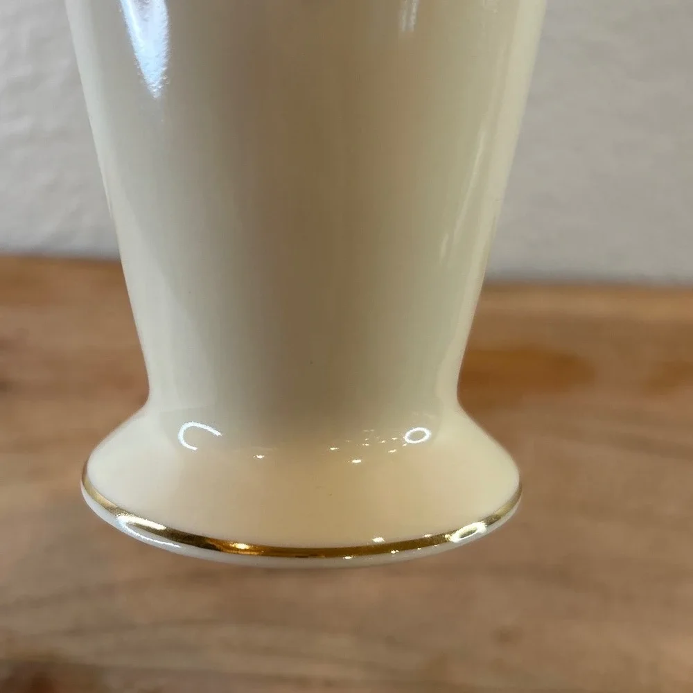 Lenox Ivory China Rose Blossom Bud Vase Gold Trim Porcelain‎ Floral Decor